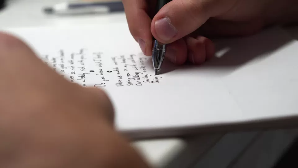 Abren convocatoria para el Premio Bellas Artes de Literatura Inés Arredondo 2025