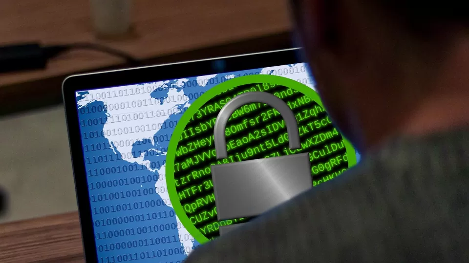 ¡Ojo! A pesar de sus beneficios, la Inteligencia Artificial ha propiciado nuevas modalidades de fraude digital