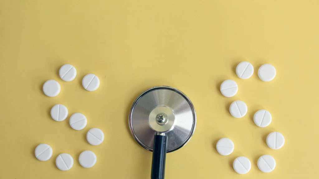 Secretaría de Salud: nuevo plan nacional para elevar la calidad en consultorios adyacentes a farmacias