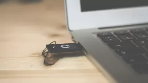 El USB morado: la revolución silenciosa que redefinirá tu carga y transferencia de datos