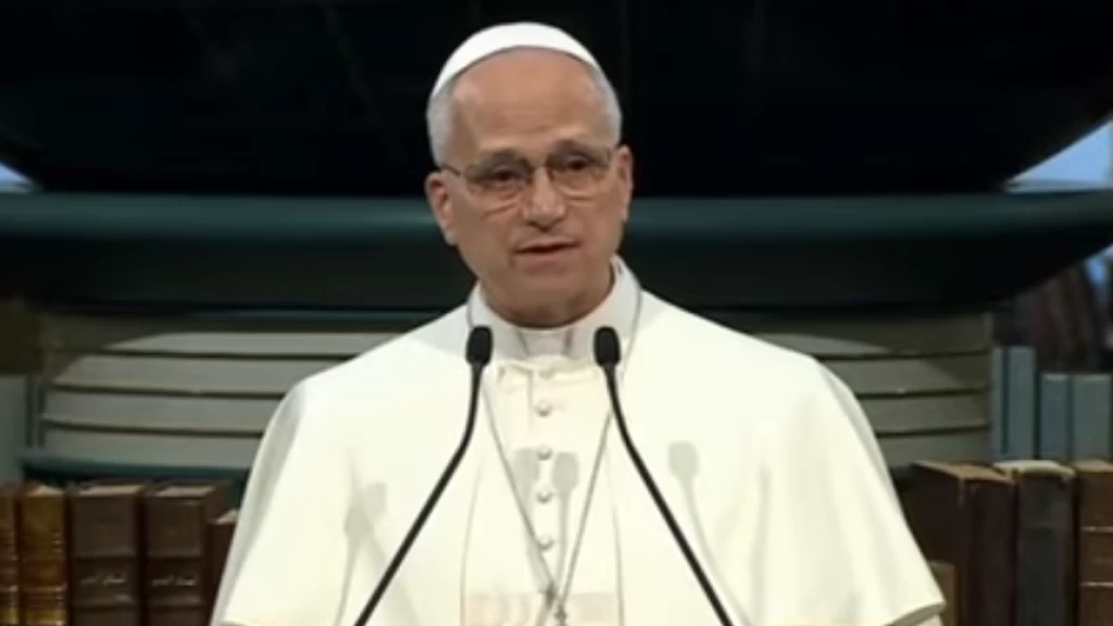 El Papa León XIV Inicia Histórico Viaje de Paz en Ankara: Diálogo y Unidad en el Corazón de Turquía