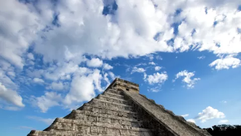 Explorando el Legado Maya: Múltiples Documentales Impactantes en Pantallas  para Desvelar los Secretos de una Civilización Milenaria