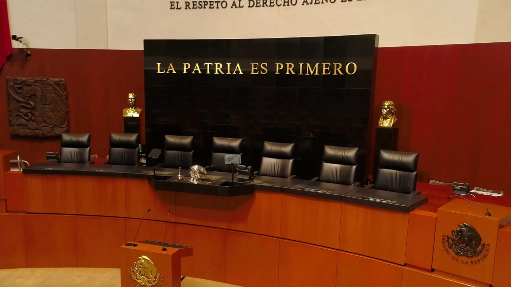 Senado de México Ratifica Nueva Ley de Aguas sin Alteraciones: Ola de Críticas y Protestas Campesinas