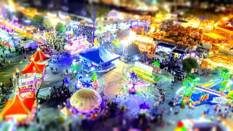 ¡Éxito Arrollador! Más de 18 Mil Visitas Marcan el Vibrante Inicio de la Verbena Culiacán 2025