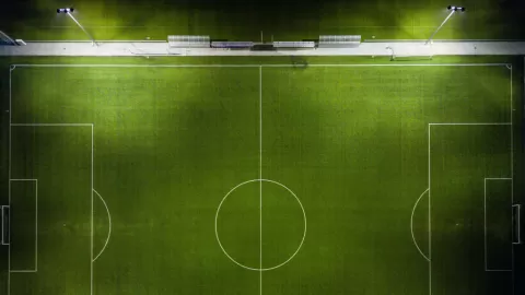 Fútbol EN VIVO HOY, Lunes 12 de Enero: Guía Completa de Partidos y Transmisiones en México – Liga MX Femenil, LaLiga, Serie A y Más