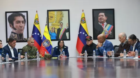 Caribe en Transformación: Venezuela Se Aleja de Cuba Mientras Trump Impulsa Nuevos Negocios y Elecciones; ¿Cónclave en Miami Define el Futuro Regional?