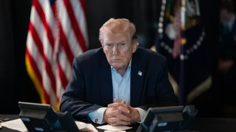 Trump Amenaza con Embargo Comercial a España por Negativa a Usar Bases Militares contra Irán: Tensión Global en Ascenso