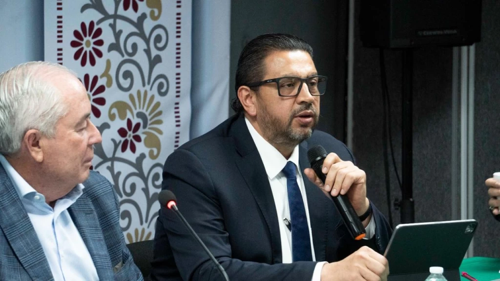 Productores Sinaloenses y compradores avanzan en acuerdos para la comercialización del maíz al fijar Base