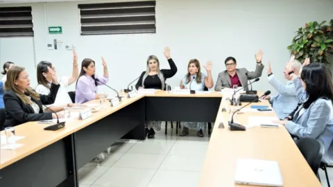 Jurado elige a quienes integrarán el primer Parlamento de Mujeres de Sinaloa