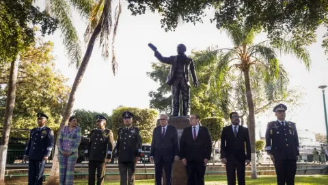 Gobernador Rocha encabeza acto conmemorativo del 220 aniversario del natalicio de Benito Juárez