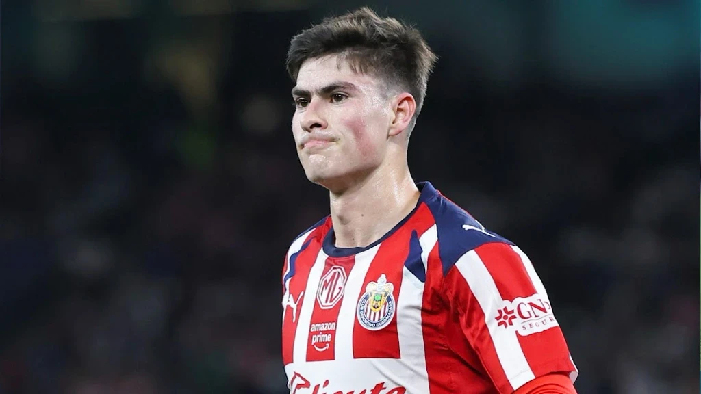 Chivas Afianza Liderato en Liga MX Clausura 2026 tras Jornada 12; Toluca, Invicto, Se Resiste en la Pelea