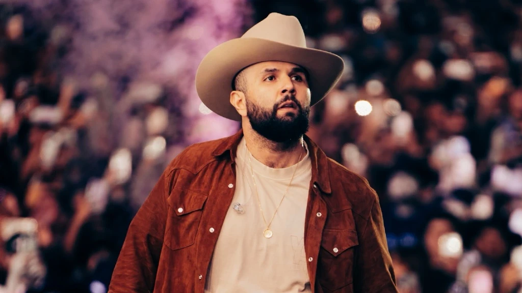 Carín León y Jelly Roll Lanzan 'Lighter', el Primer Himno Oficial del Mundial 2026 que Fusiona Culturas y Sonidos