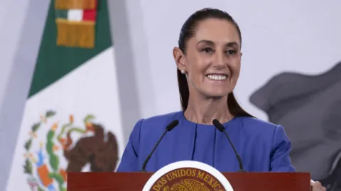 Estamos fortaleciendo los Consulados de México en EU: Presidenta