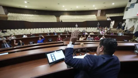 Respalda Congreso del Estado reforma que pone fin a pensiones desproporcionadas