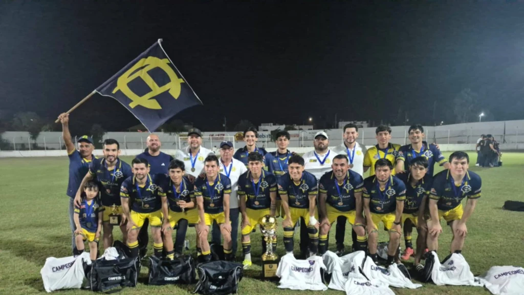 Chaleco FC. ¡Campeonísimo!