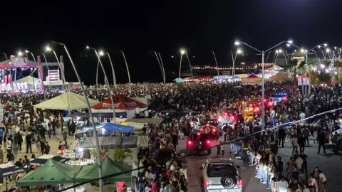 Más de 82 mil personas asisten al Carnaval de Altata