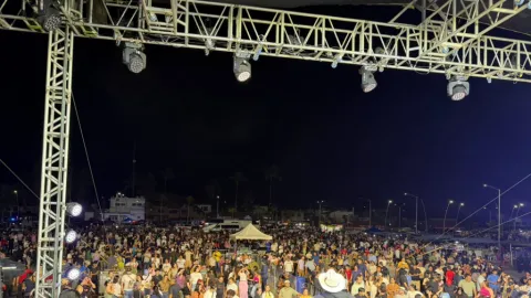Miles de personas disfrutan del Altata Pachanga Fest
