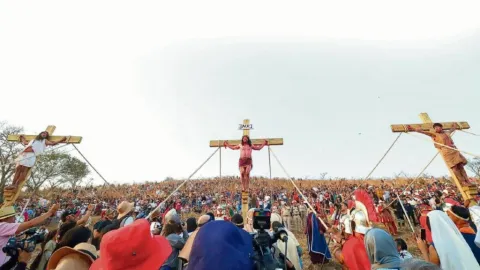 Éxito en Iztapalapa: Más de dos millones de personas vivieron la Pasión de Cristo, destacando el turismo cultural y la cohesión social