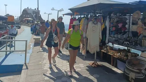 Sinaloa Supera Expectativas: Más de 2.6 Millones de Turistas y Derrama Económica de 3,648 MDP en Semana Santa 2026