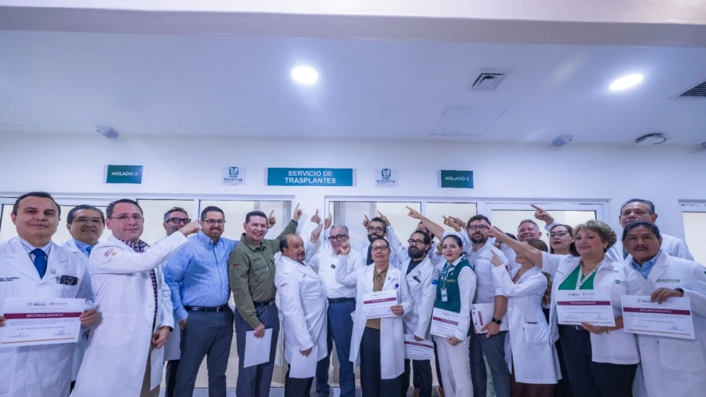 Entregan reconocimientos a personal médico de trasplantes en el HGC IMSS Bienestar