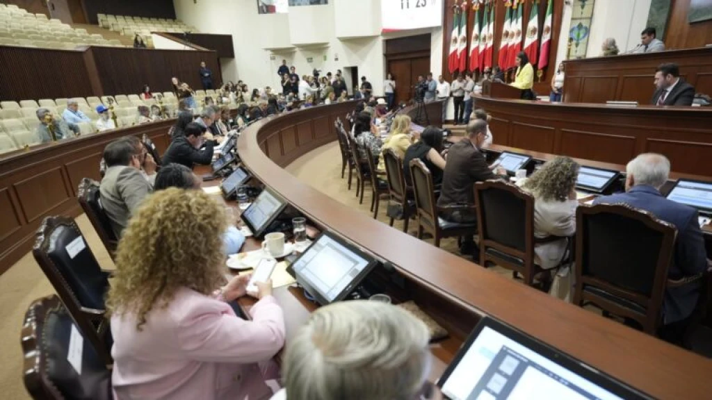 Diputadas y diputados dieron lectura a seis nuevas iniciativas