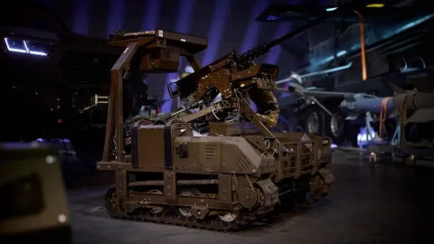 Ucrania Redefine la Guerra Moderna: Captura Histórica de Posición Enemiga con Drones y Robots, Cero Bajas de Infantería