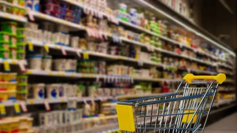 Consumo en México crece 2.1% pero el poder adquisitivo se desploma: INEGI revela panorama económico
