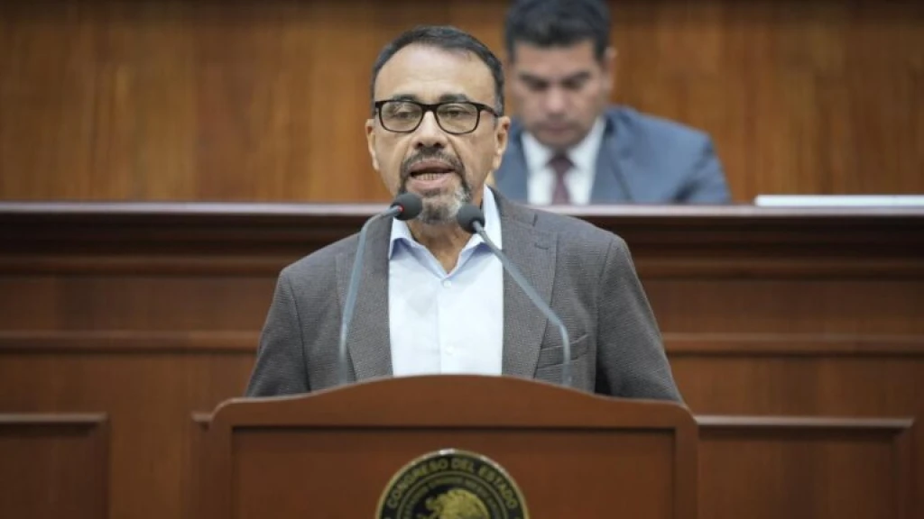 Diputadas y diputados del Congreso de Sinaloa debatieron sobre la soberanía energética en México