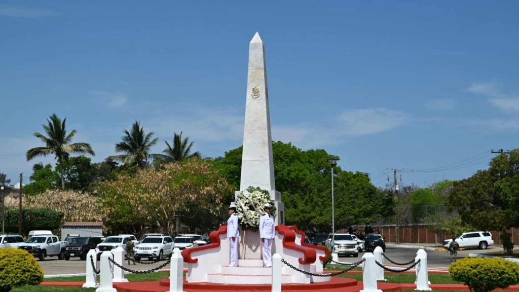 Mazatlán rinde honores a los defensores de la patria en el CXII Aniversario de la Gesta Heroica de Veracruz