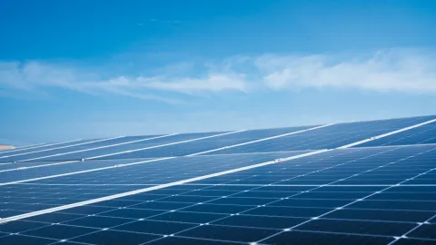 China Despliega Paneles Solares Espaciales: Energía Permanente a 36.000 Km con Potencial de 2GW