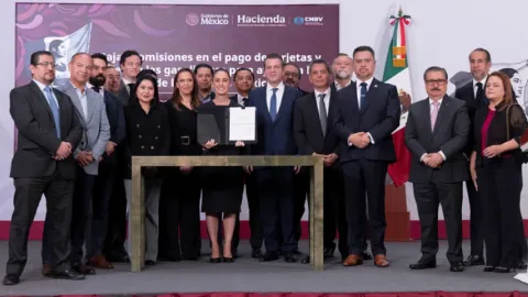 Anuncian Reducción de Comisiones en Pagos Digitales de Combustibles