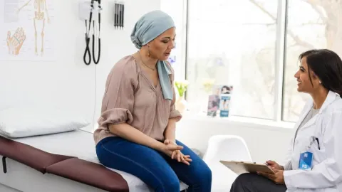 Descubierto el Mecanismo de Resistencia al Tratamiento del Cáncer de Mama HER2+ y una Prometedora Estrategia Terapéutica