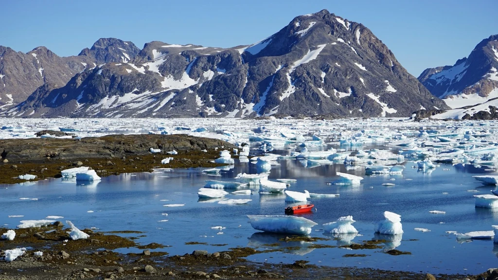 Alarma en la Antártida: el escudo natural se disuelve por el calor del océano, amenazando el nivel del mar global