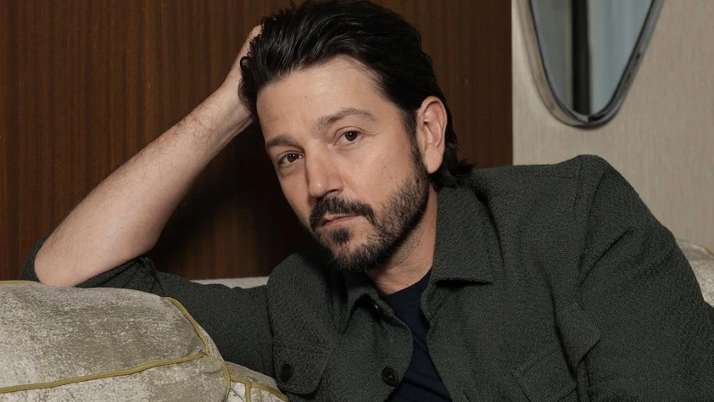Diego Luna se une al live-action de 'Enredados' de Disney con un misterioso personaje original