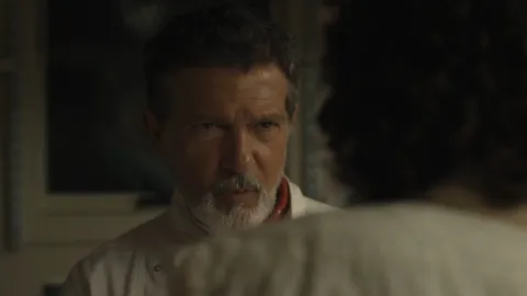 A24 Desvela el Primer Tráiler de "Tony": Una Mirada Profunda a los Orígenes Inéditos del Joven Anthony Bourdain