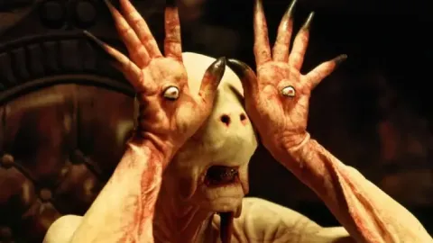 "El Laberinto del Fauno" de Guillermo del Toro: Dos Décadas de Resistencia en Cannes y su Vigente Mensaje