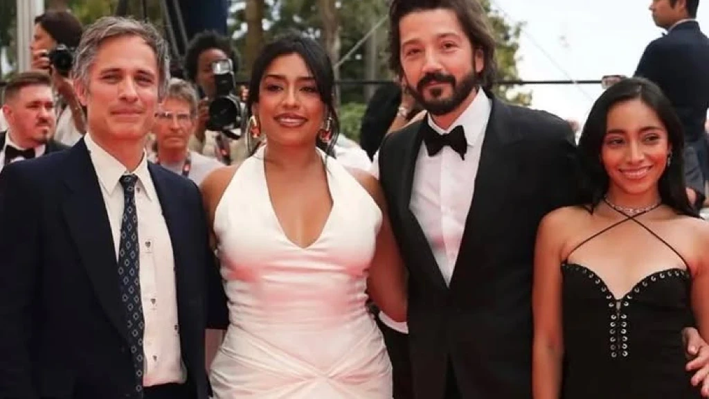 Diego Luna Conquista Cannes con 'Ceniza en la Boca': Un Impactante Reflejo de la Migración México-España y la Búsqueda de Identidad