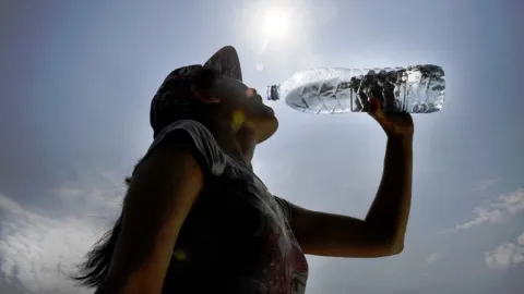 Alerta Roja en México por Ola de Calor: El Estrés Térmico Acumulativo Amenaza la Salud y la Productividad Nacional