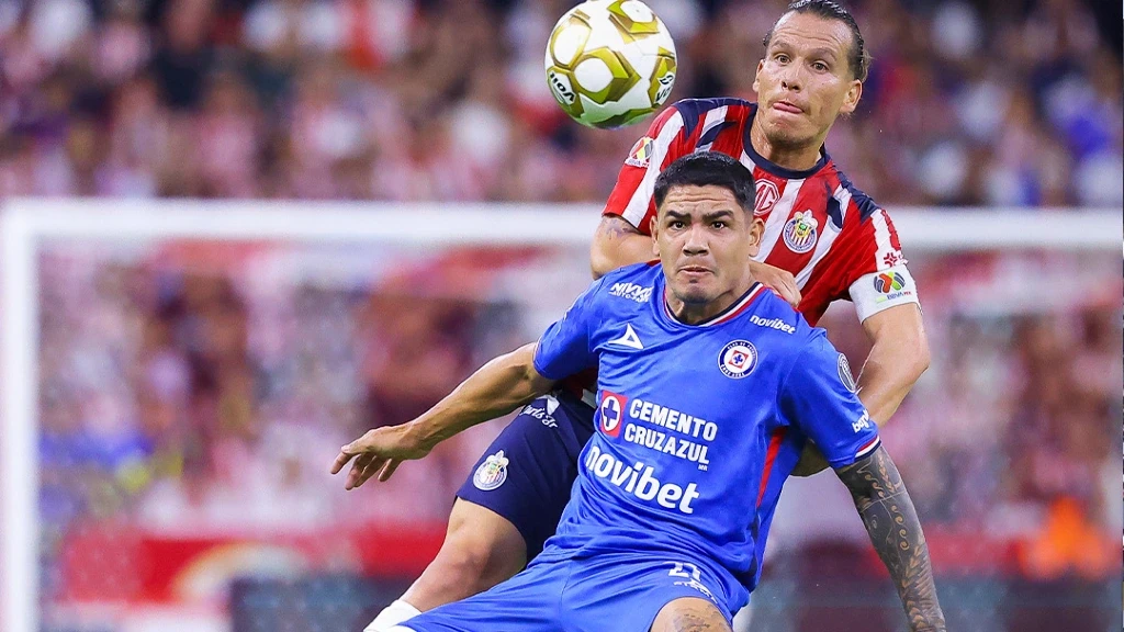 La Máquina Vence 2-1 a Chivas en Jalisco y Sella su Pase a la Gran Final de la Liga MX