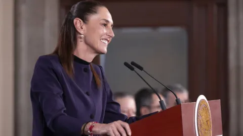 Presidenta Claudia Sheinbaum propone aplazar elección judicial a 2028