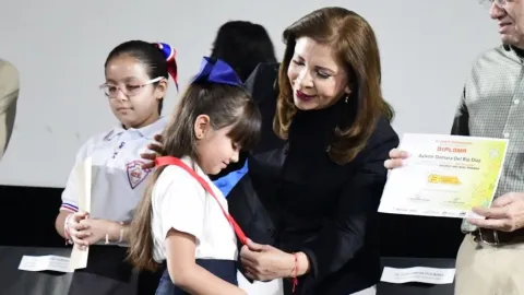 Sinaloa Celebra el Talento Matemático: Premiación de la 13ª Olimpiada Impulsa la Educación
