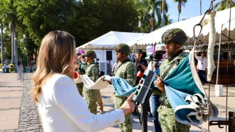 Realizan acto cívico por el 106 aniversario luctuoso de Venustiano Carranza