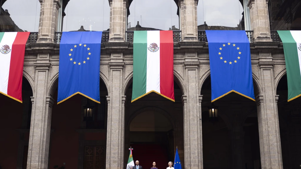 Recibe Presidenta al Presidente del Consejo Europeo, António Costa y a la Presidenta de la Comisión Europea, Ursula von der Leyen en Palacio
