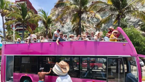 Recibe Mazatlán este lunes a más de 3,700 visitantes de crucero
