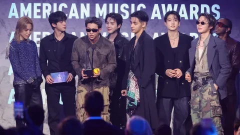 ¡BTS en los AMAs 2026! Explosivo Regreso con 'Hooligan' Desata Euforia