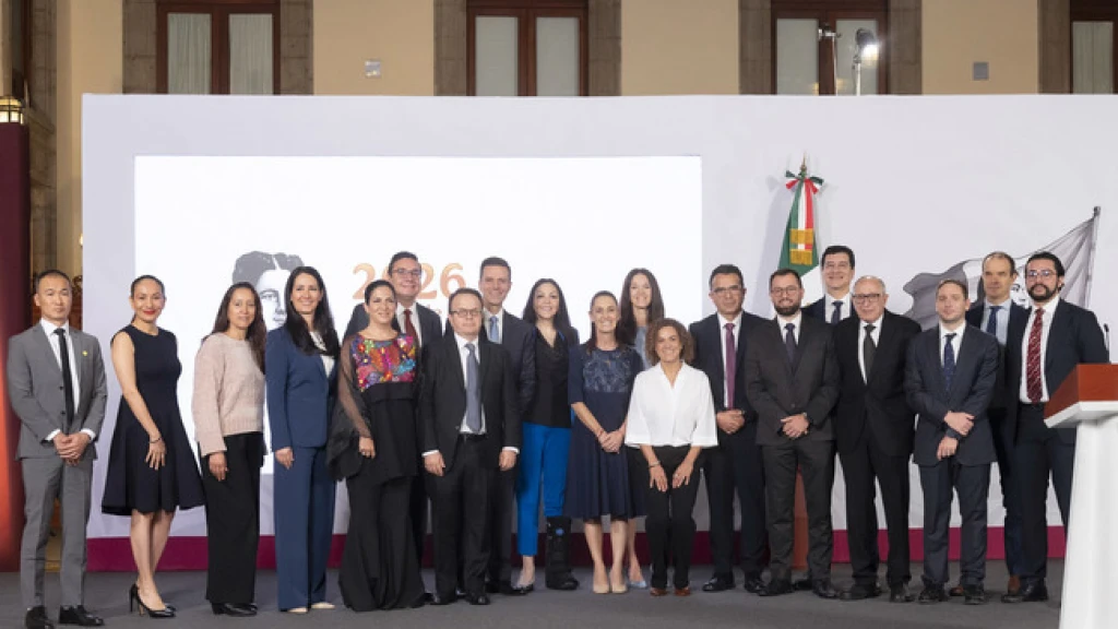 Presidenta destaca que inversión de 21 mil mdp de empresas farmacéuticas incrementará producción de medicamentos y fortalecerá la industria