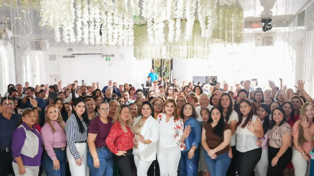 La educación transforma vidas y reconstruye el tejido social: Tere Guerra