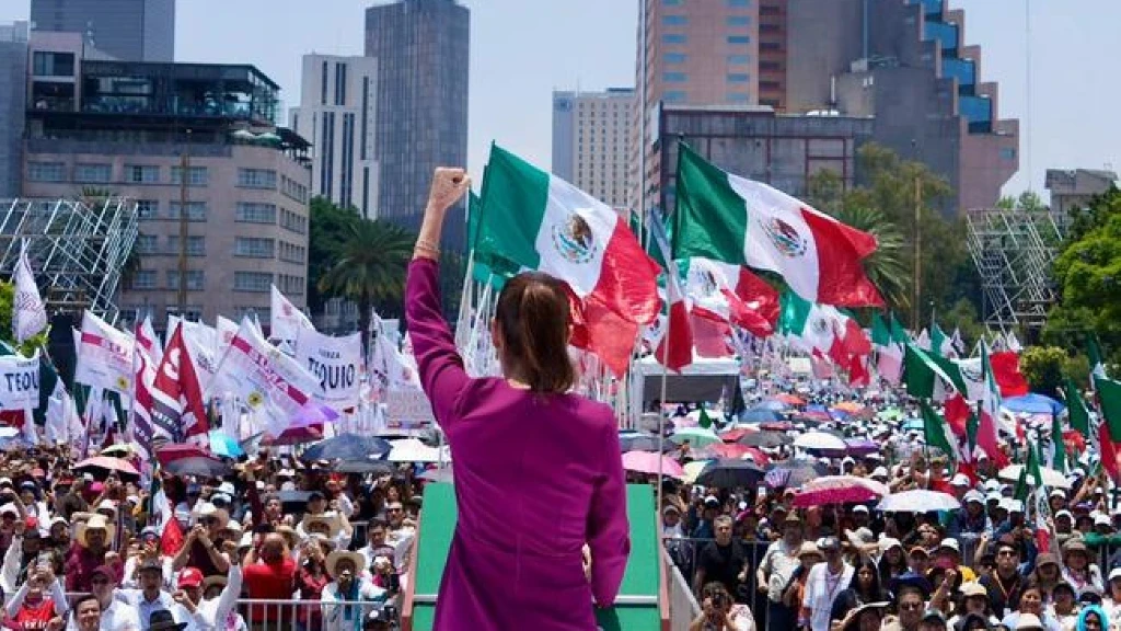 Sheinbaum Celebra Dos Años de Triunfo Electoral con Informe Nacional Desde el Monumento a la Revolución