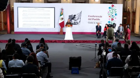 Sheinbaum Descarta Reunión con la CNTE: Diálogo Continuará con Segob y SEP Ante Paro Nacional y Advertencias por Mundial 2026