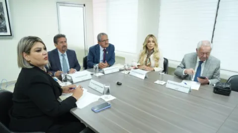 Comisión de Fiscalización aprueba convocatoria para elegir titular del OIC de la ASE
